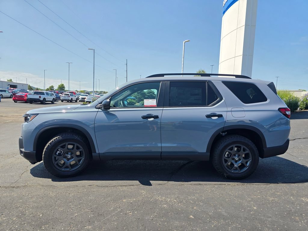 New 2026 Honda Pilot TrailSport image 5