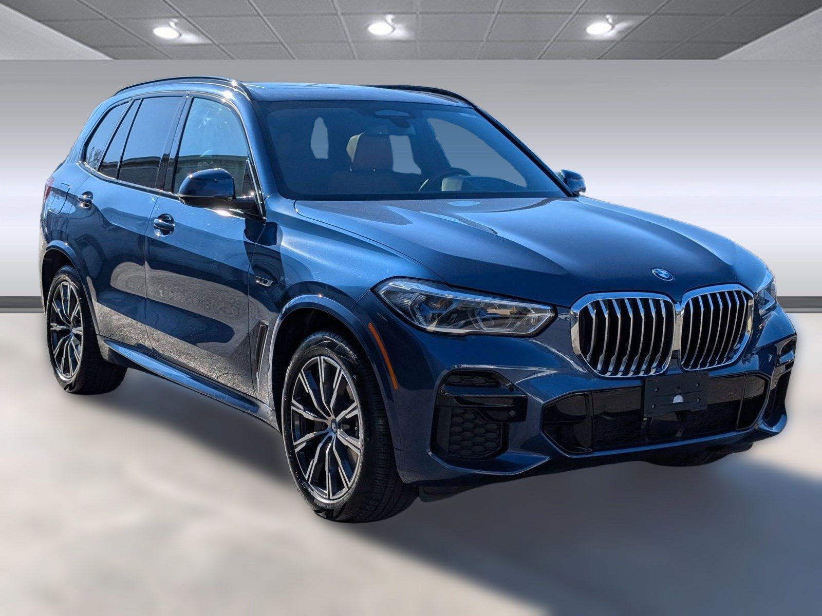 Certified 2023 BMW X5 xDrive45e image 7