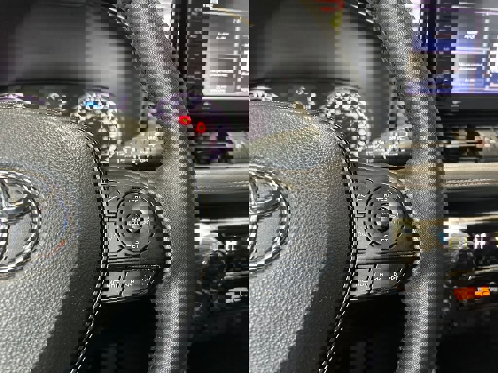 Used 2021 Toyota RAV4 XLE w/ XLE Grade Weather Package image 18