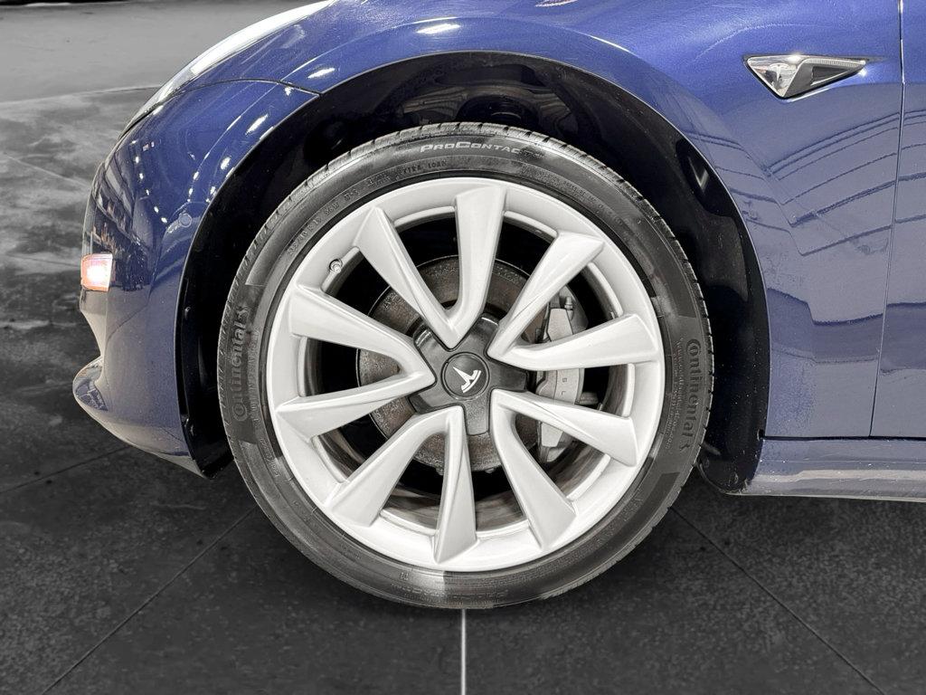 Used 2018 Tesla Model 3 Long Range image 29