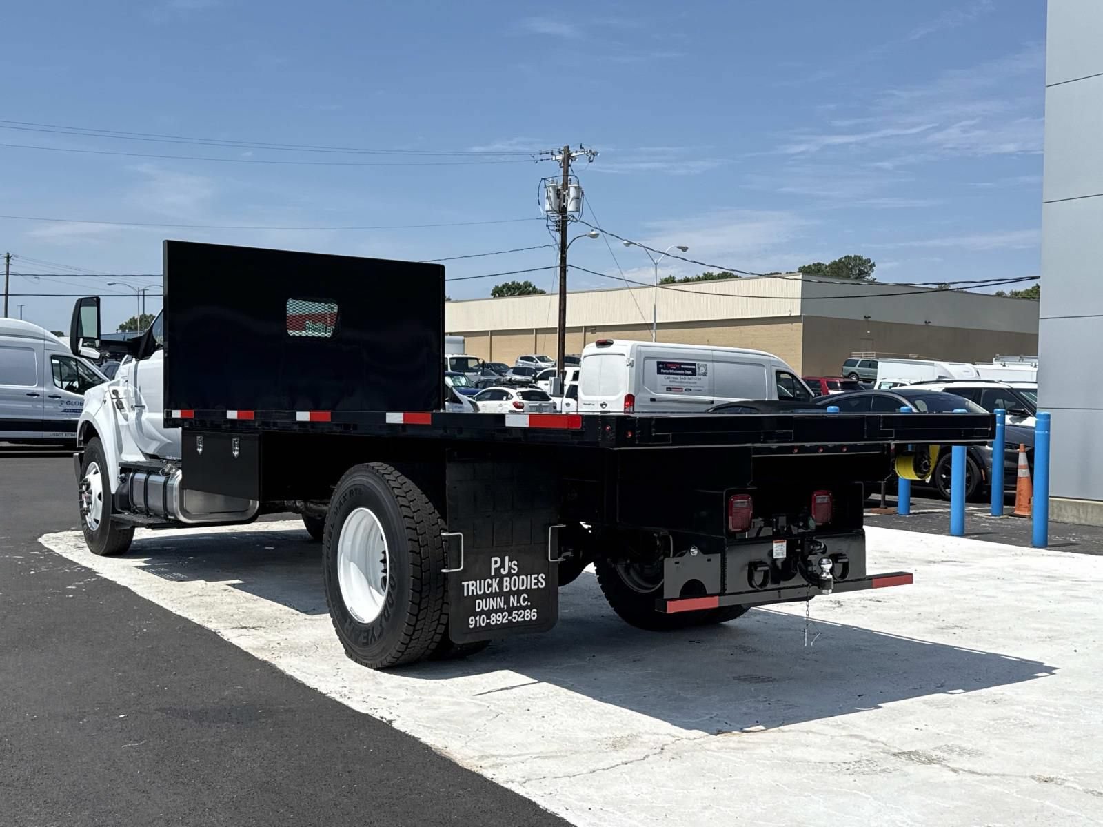 New 2027 Ford F650 2WD Regular Cab Super Duty image 5
