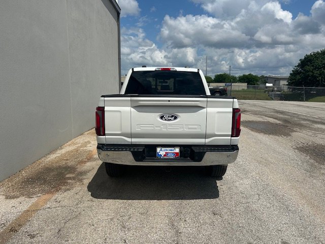Used 2024 Ford F150 Lariat w/ Bed Utility Package AWD/4WD image 8