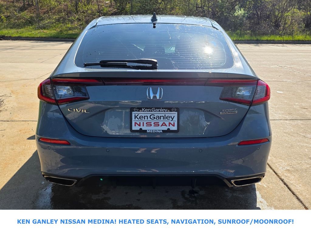 Used 2023 Honda Civic Sport Touring image 4