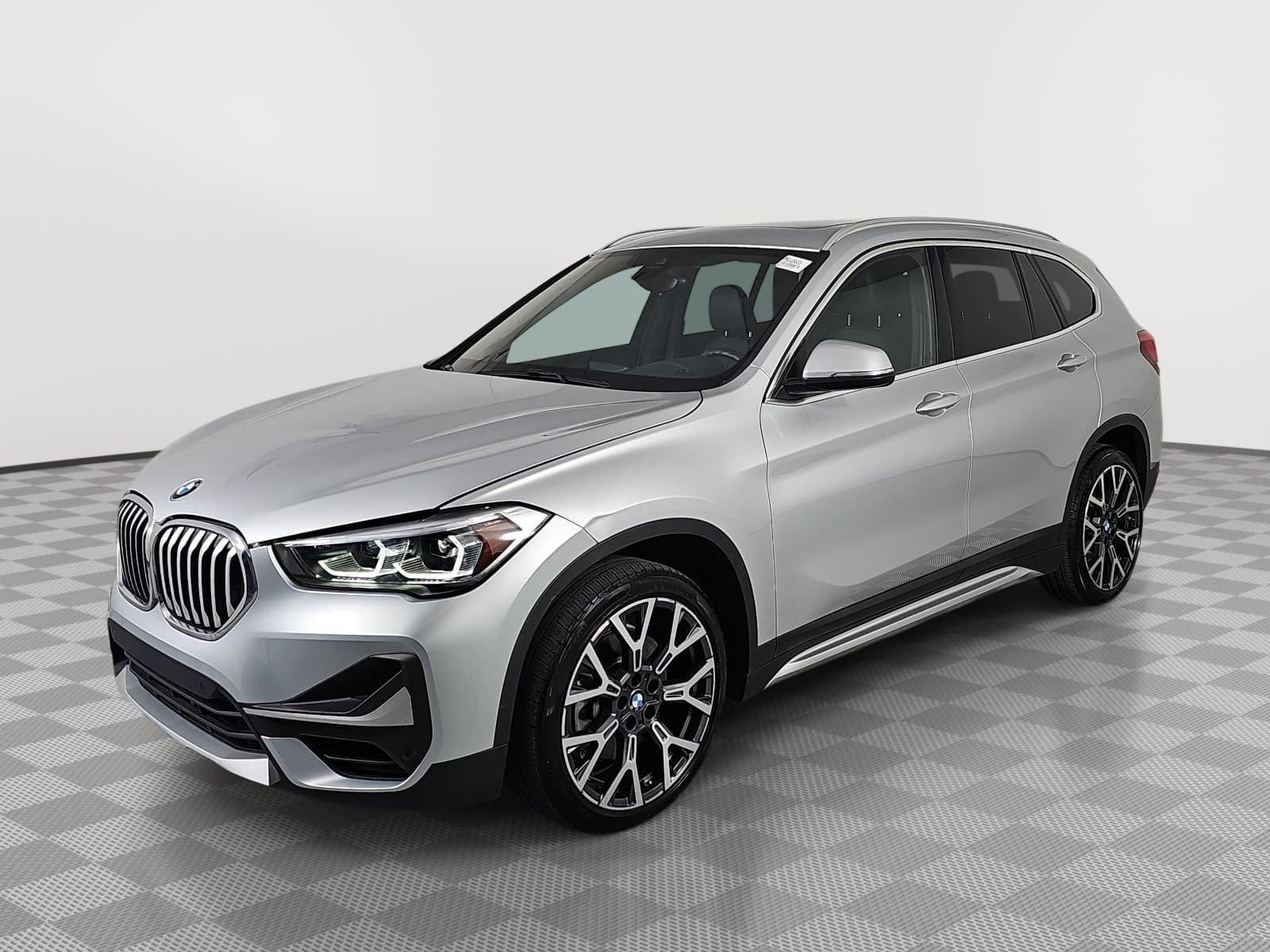 Used 2021 BMW X1 sDrive28i w/ Convenience Package FWD image 4