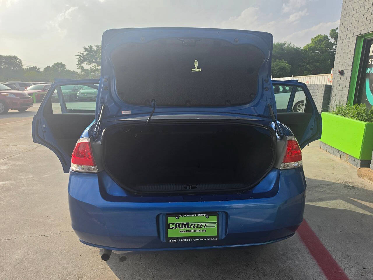 Used 2010 Ford Focus SE FWD image 25