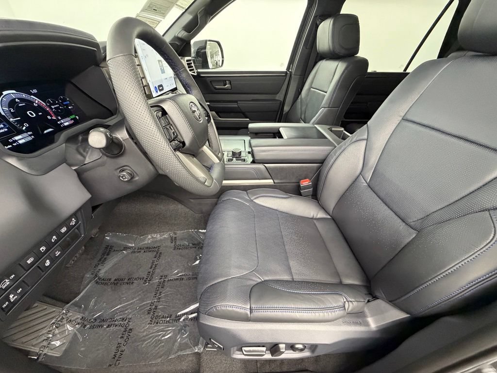 Used 2026 Toyota Sequoia Platinum AWD/4WD image 22
