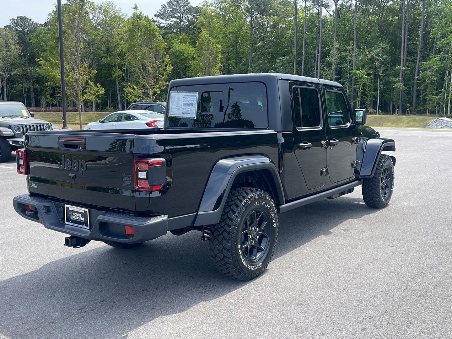New 2026 Jeep Gladiator Sport AWD/4WD image 7