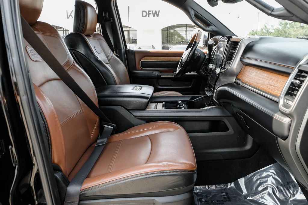 Used 2019 RAM 2500 Limited AWD/4WD image 32