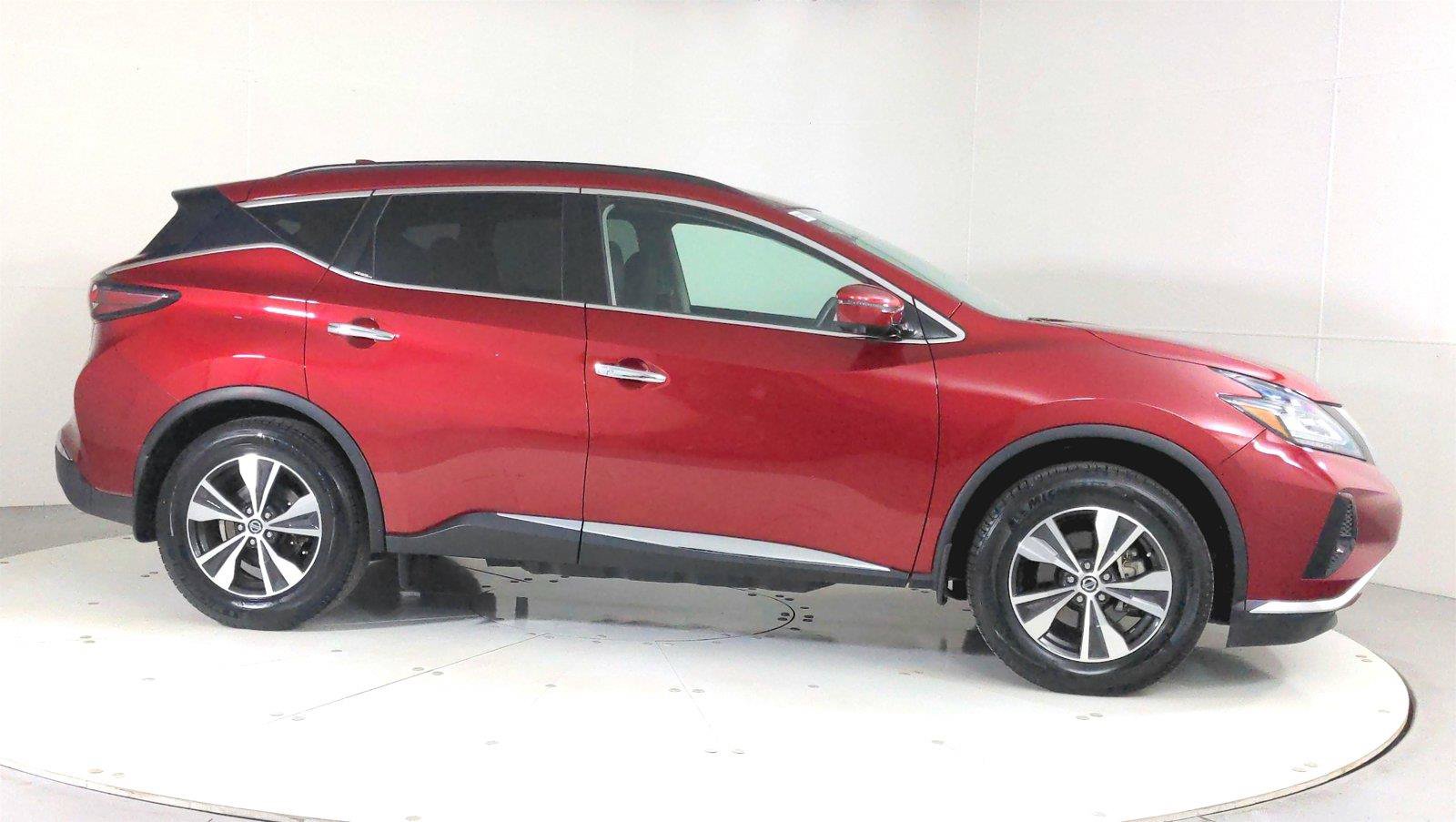 Used 2019 Nissan Murano SV w/ Premium Package AWD/4WD image 2