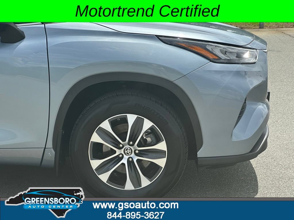 Used 2020 Toyota Highlander XLE AWD/4WD image 45