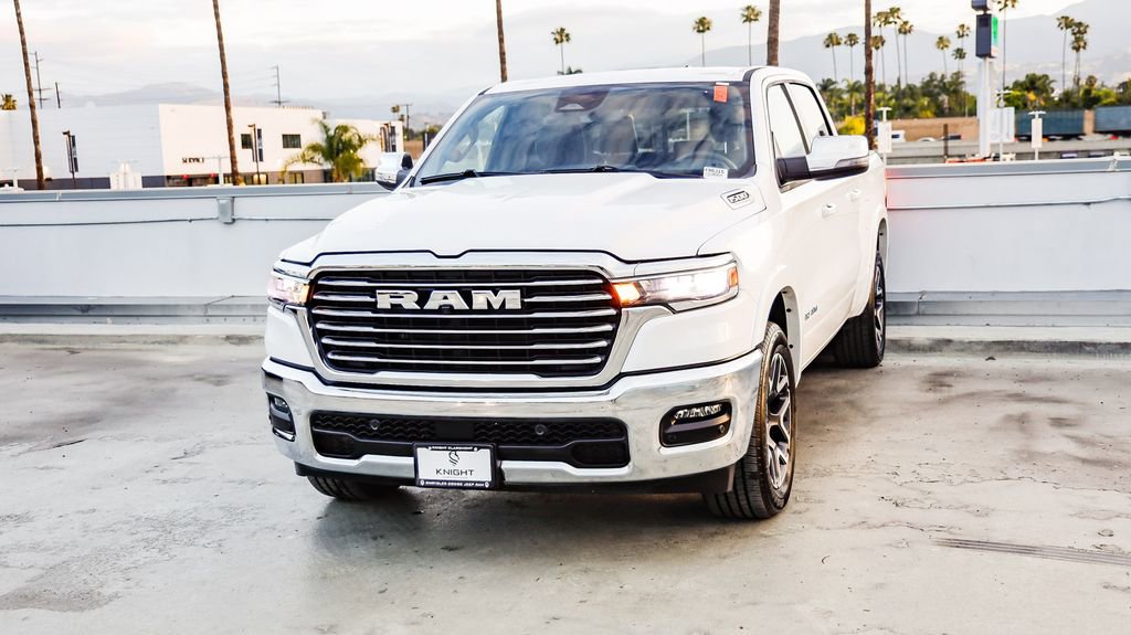 Used 2026 RAM 1500 Laramie AWD/4WD image 3