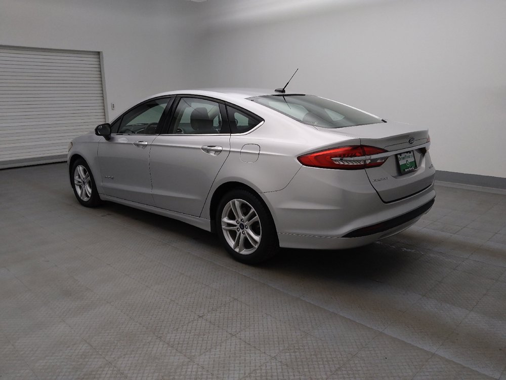 Used 2018 Ford Fusion S image 3