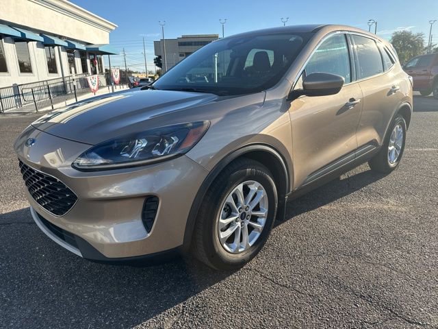 Certified 2020 Ford Escape SE image 3