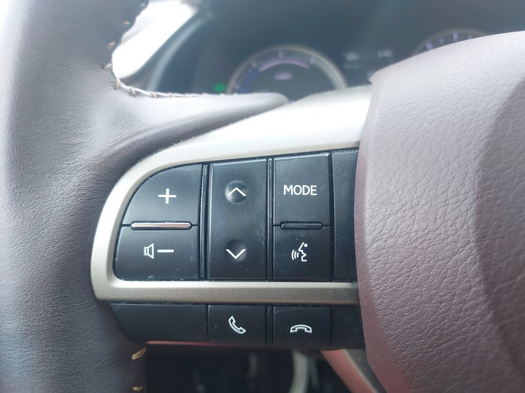Used 2019 Lexus RX 450h AWD w/ Navigation Package image 23