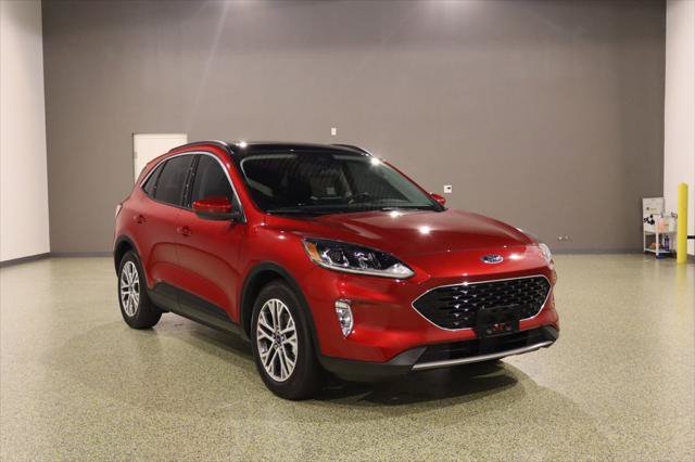 Used 2022 Ford Escape SEL w/ Technology Package FWD image 1