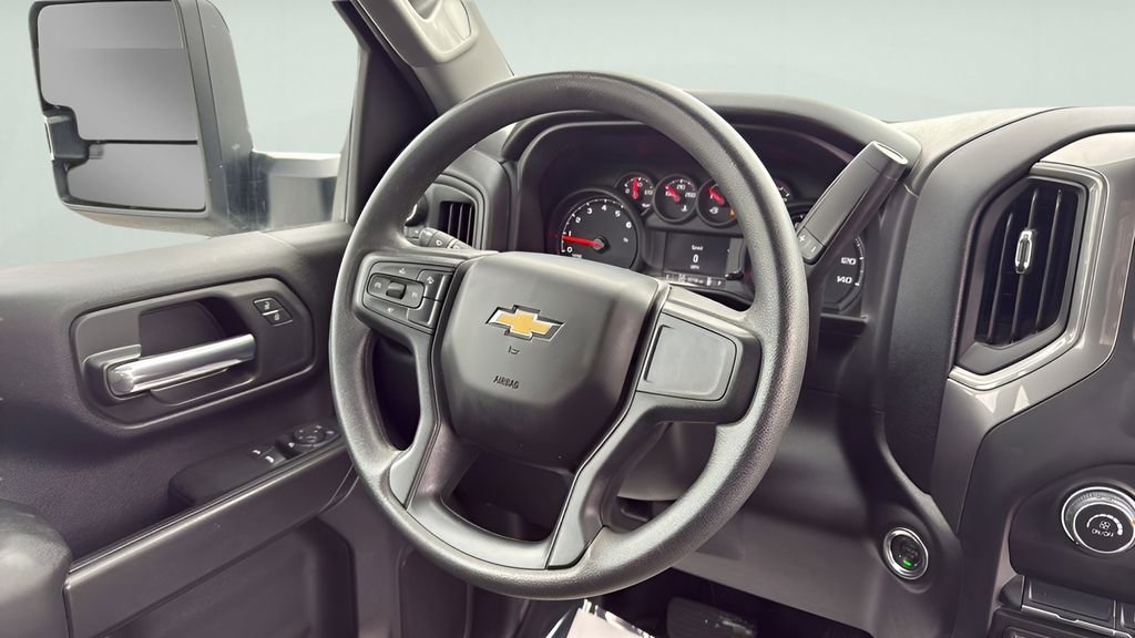 Used 2025 Chevrolet Silverado 2500 W/T w/ WT Convenience Package image 17