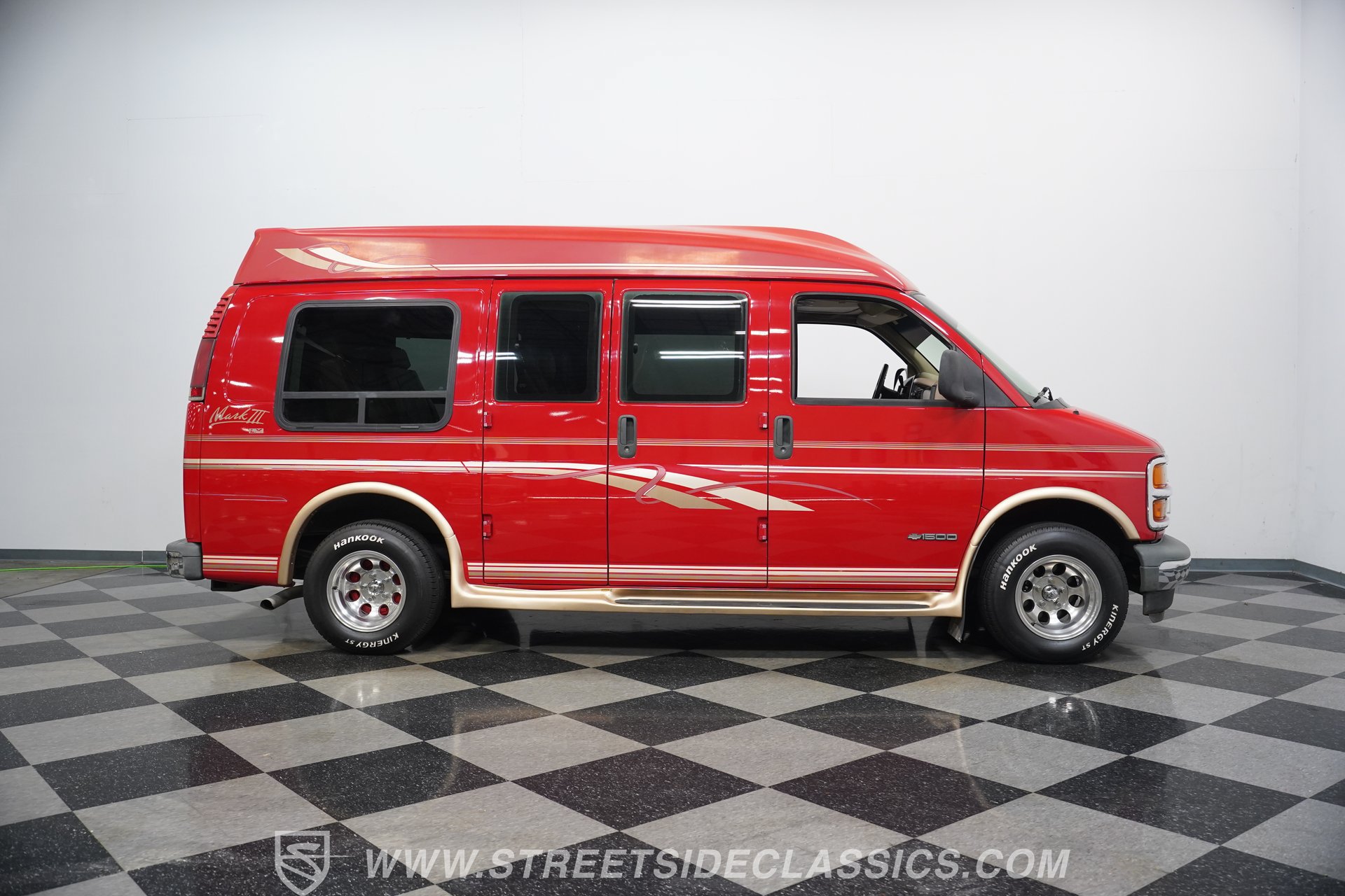 Used 1996 Chevrolet Express 1500 RWD image 14