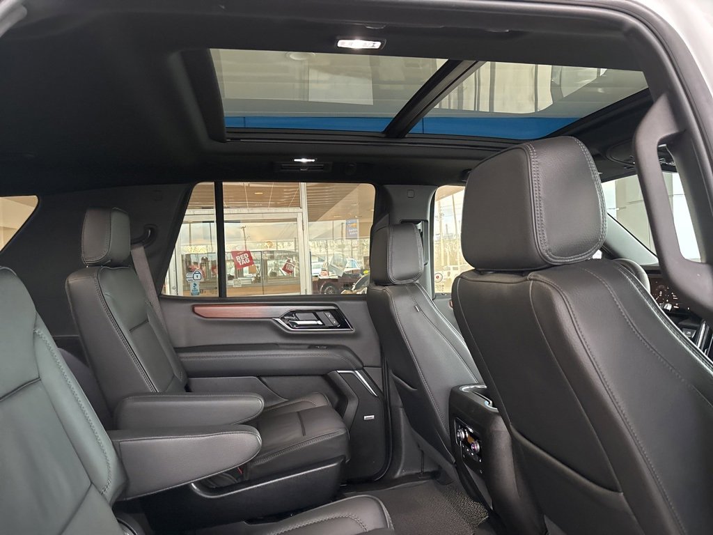 Used 2025 GMC Yukon Denali image 42