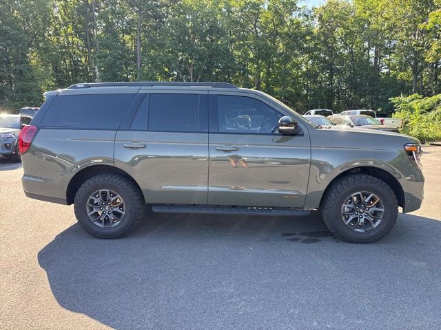 Used 2025 Ford Expedition Tremor AWD/4WD image 6
