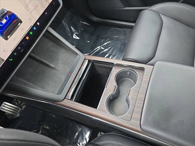 Used 2022 Tesla Model X image 23