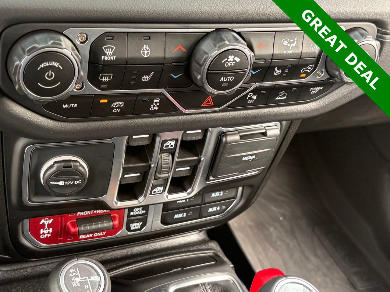 Used 2025 Jeep Wrangler Unlimited Rubicon 392 image 29