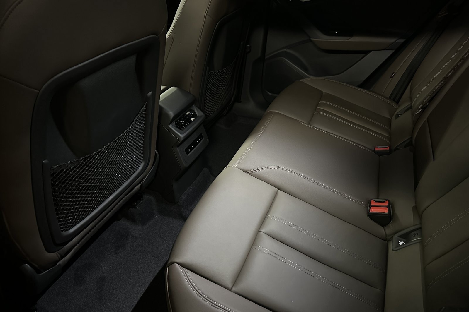 New 2027 Audi Q6 e-tron Premium Plus AWD/4WD image 11