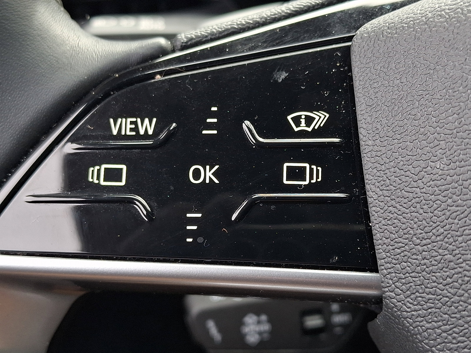 Certified 2025 Audi Q5 Premium Plus w/ Premium Plus AWD/4WD image 23