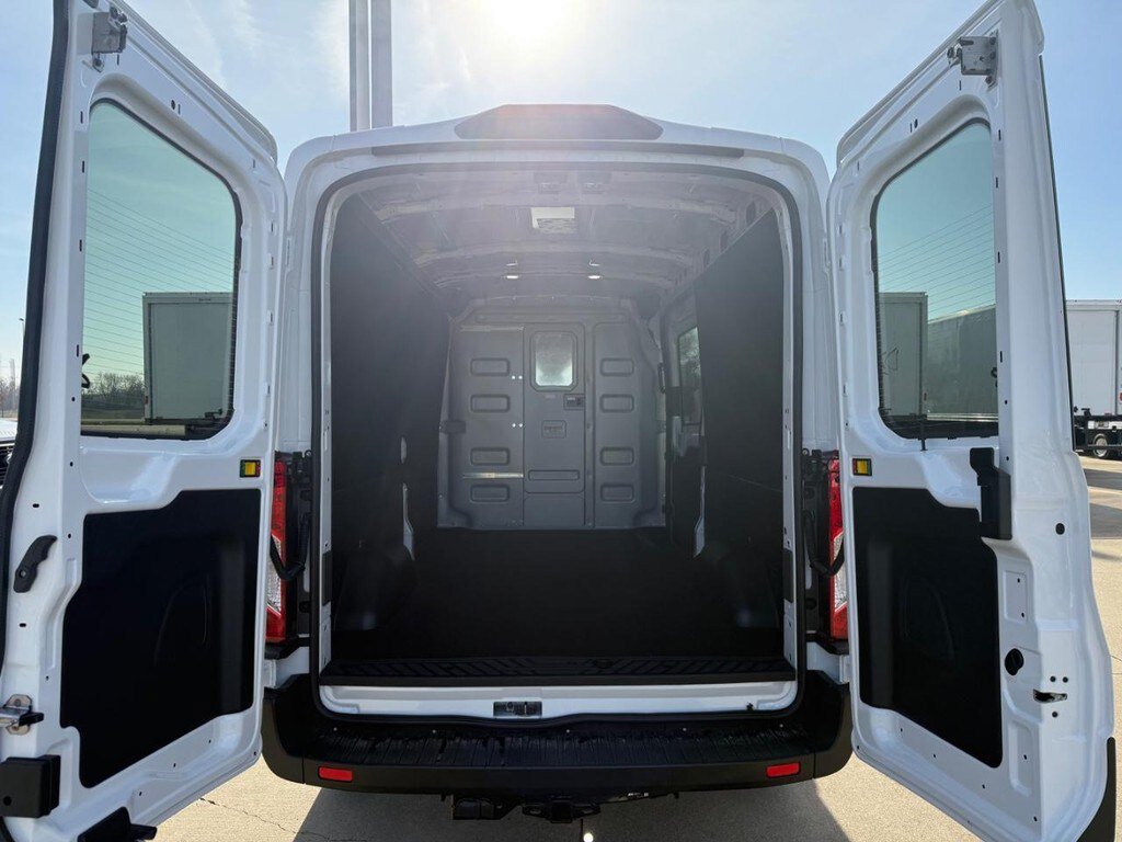 New 2025 Ford Transit 250 148 Medium Roof w/ Interior Upgrade Package RWD image 17