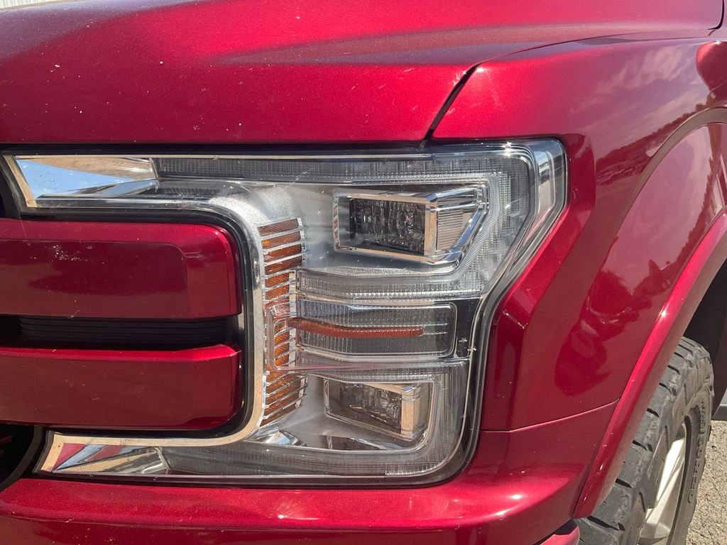 Used 2019 Ford F150 Lariat w/ Equipment Group 502A Luxury AWD/4WD image 9