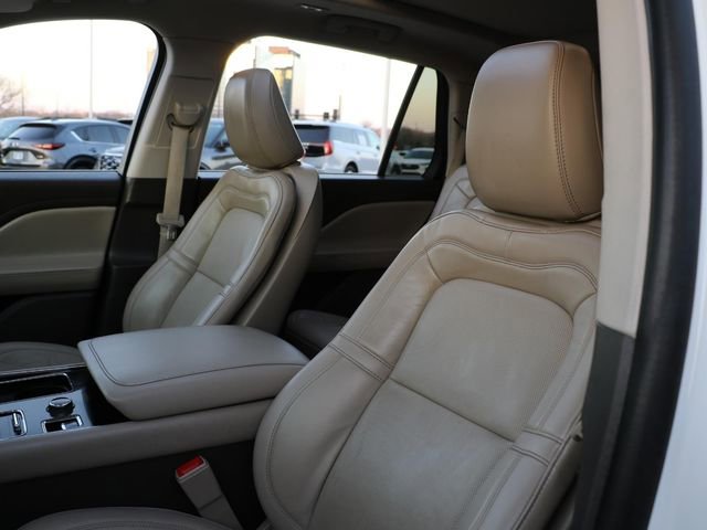 Used 2023 Lincoln Aviator Reserve w/ Equipment Group 201A image 19