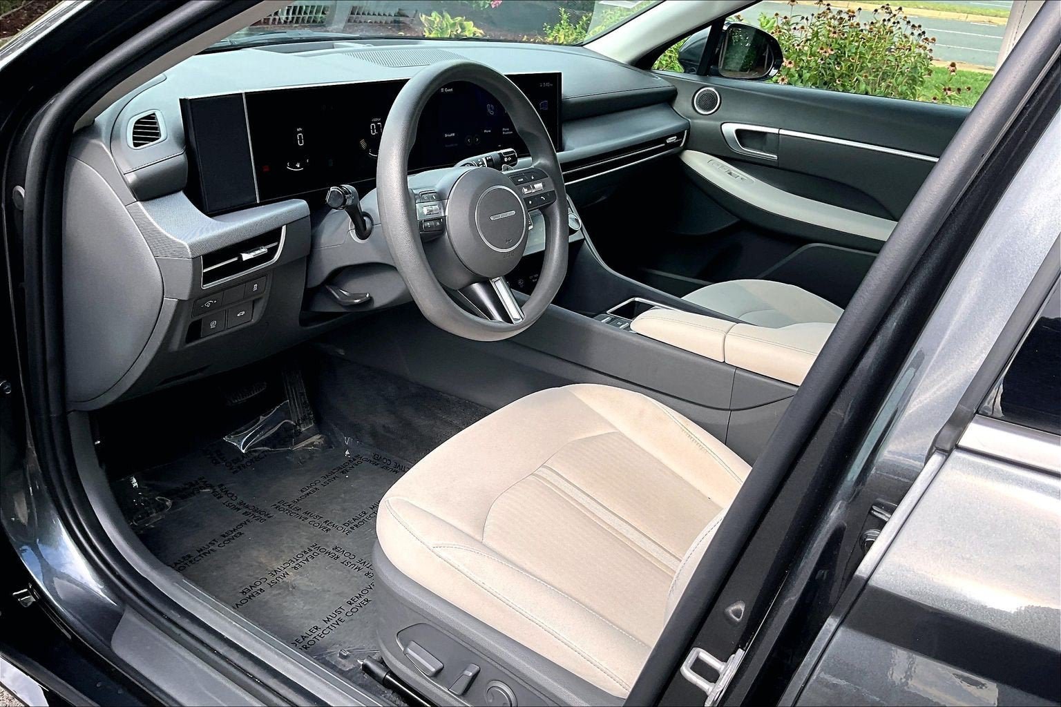 Used 2025 Hyundai Sonata SEL FWD image 12