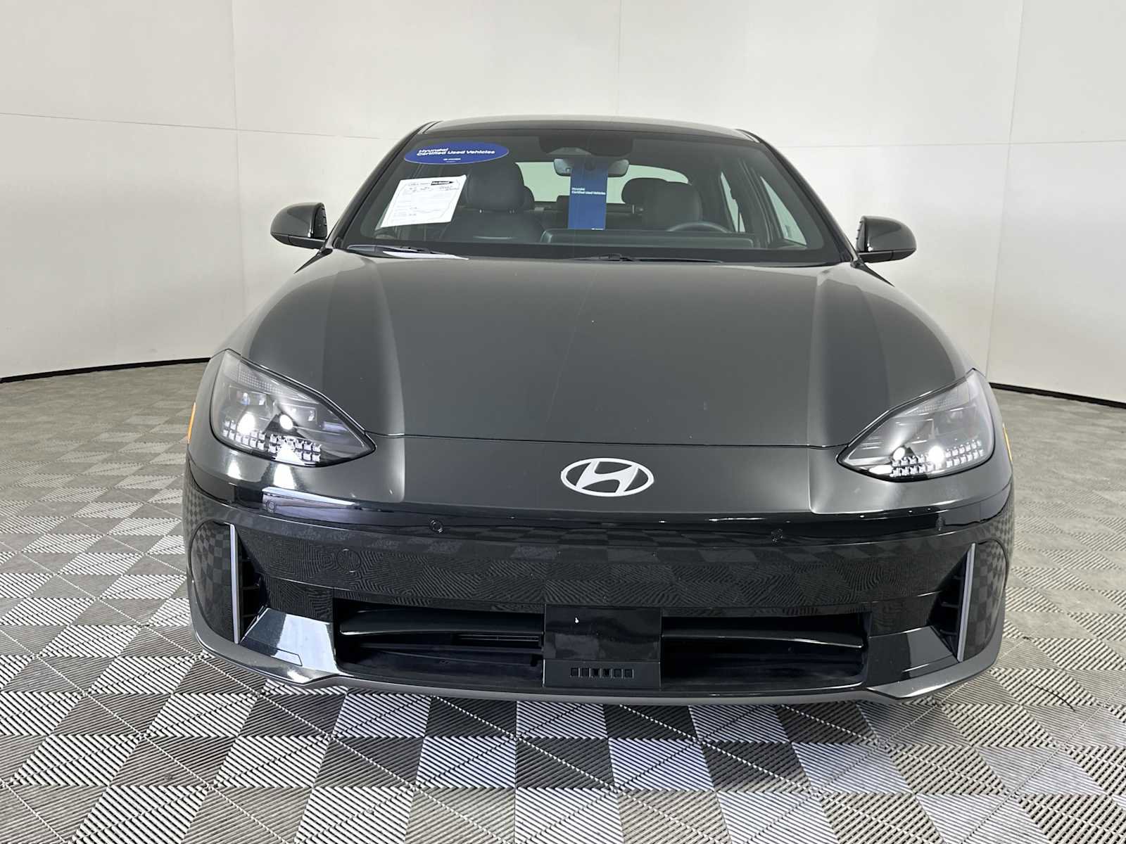 Used 2024 Hyundai Ioniq 6 SEL AWD/4WD image 3