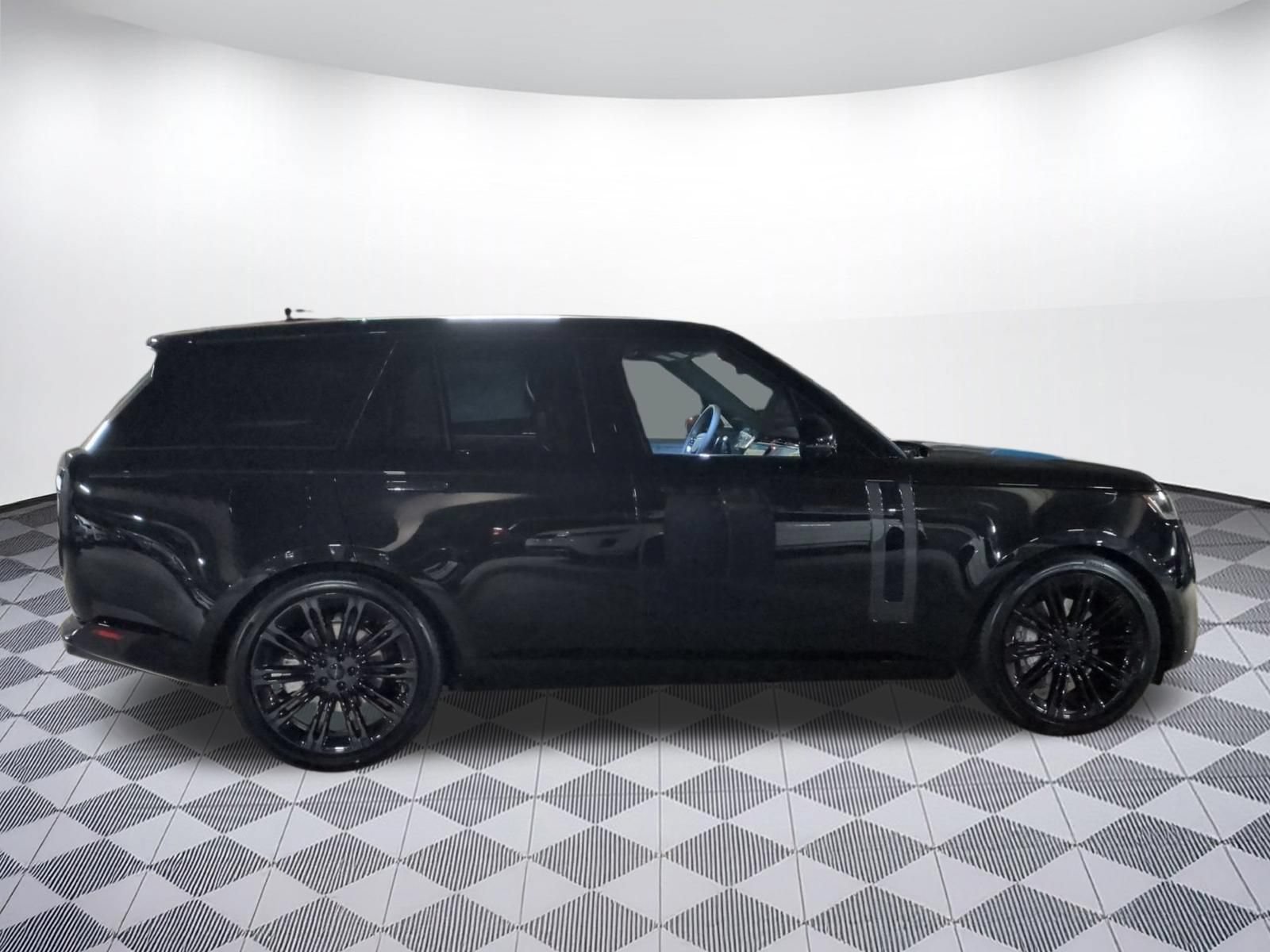 New 2026 Land Rover Range Rover SE AWD/4WD image 6