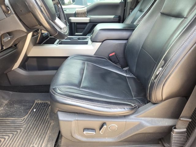 Used 2017 Ford F250 Lariat w/ Lariat Value Package AWD/4WD image 14