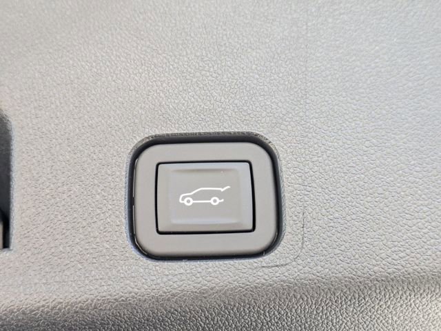 New 2026 Buick Enclave Avenir w/ Super Cruise Package FWD image 16