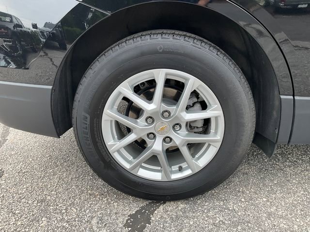 Used 2024 Chevrolet Equinox LS w/ Driver Confidence II Package FWD image 23