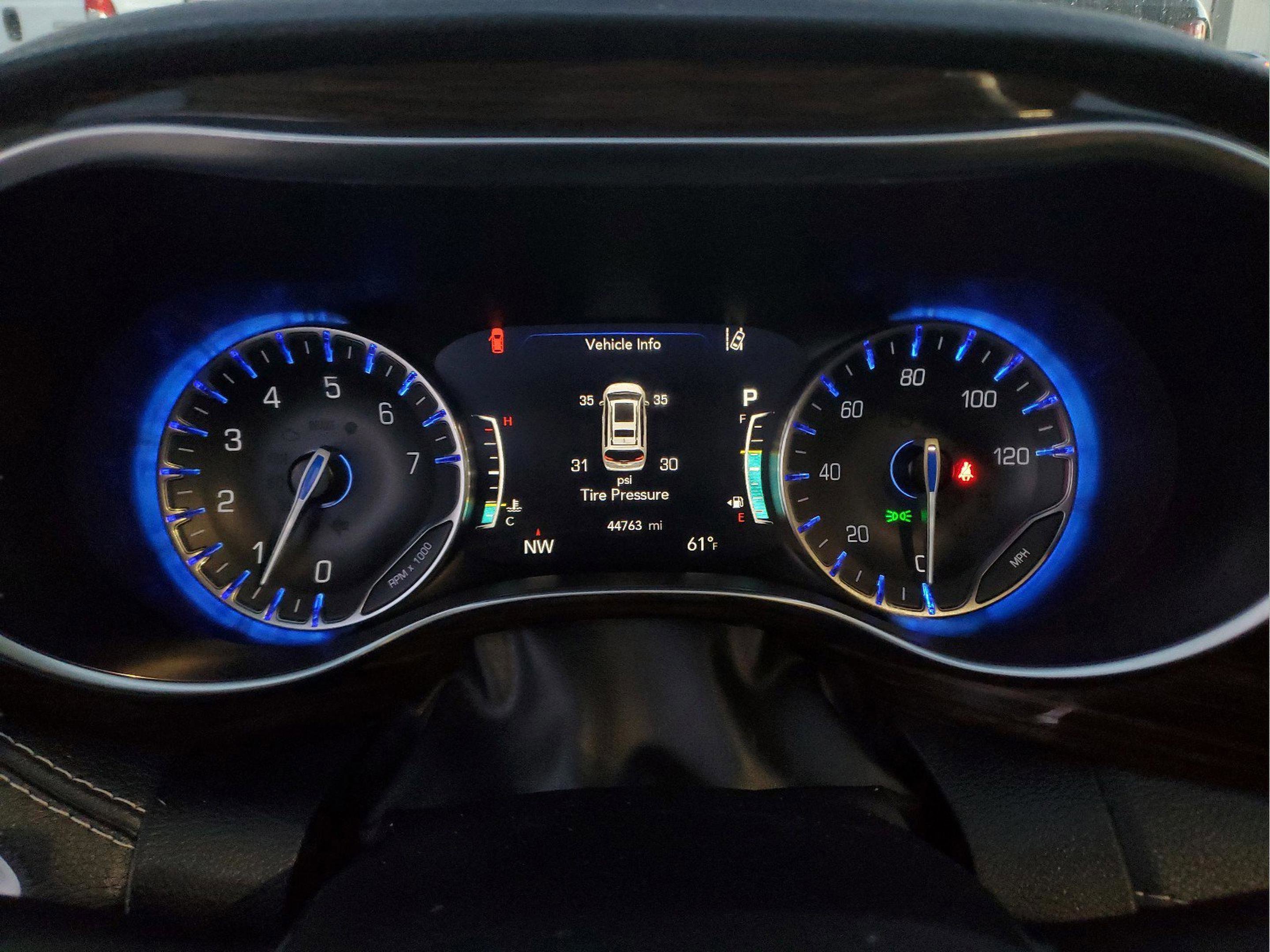 Certified 2022 Chrysler Pacifica Limited FWD image 26
