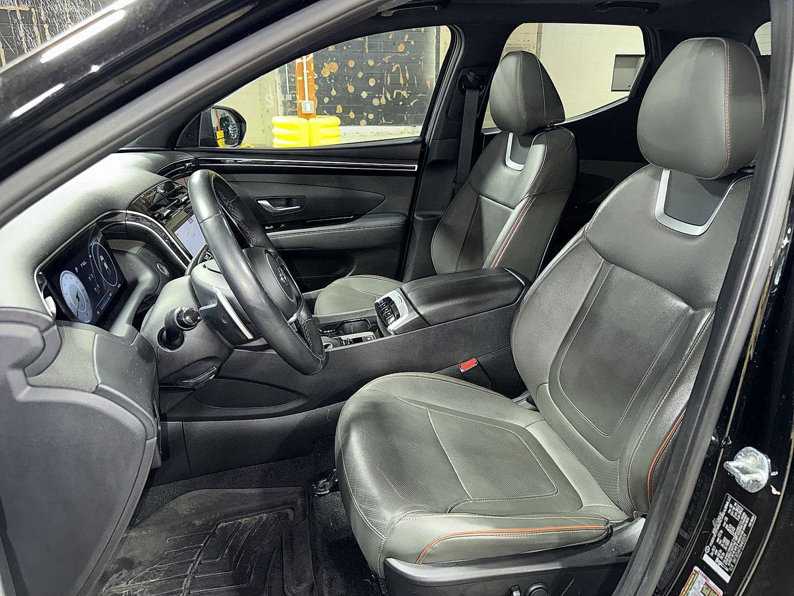 Used 2022 Hyundai Santa Cruz Limited AWD/4WD image 15