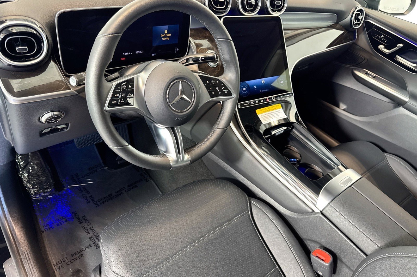 Certified 2025 Mercedes-Benz GLC 350e 4MATIC image 9