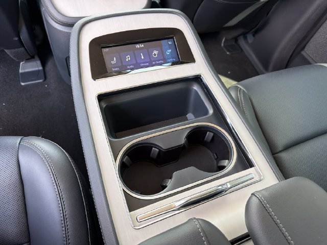 New 2026 Lincoln Navigator Reserve AWD/4WD image 16