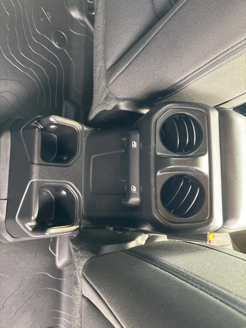 Used 2023 Jeep Gladiator Willys image 19