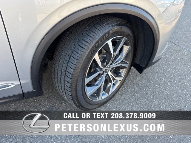 Used 2022 Acura MDX SH-AWD w/ Technology Package image 10