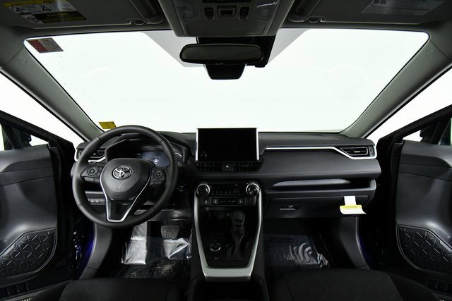 New 2025 Toyota RAV4 XLE image 18