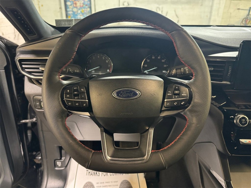 Used 2024 Ford Explorer ST-Line w/ Class IV Trailer Tow Package image 15