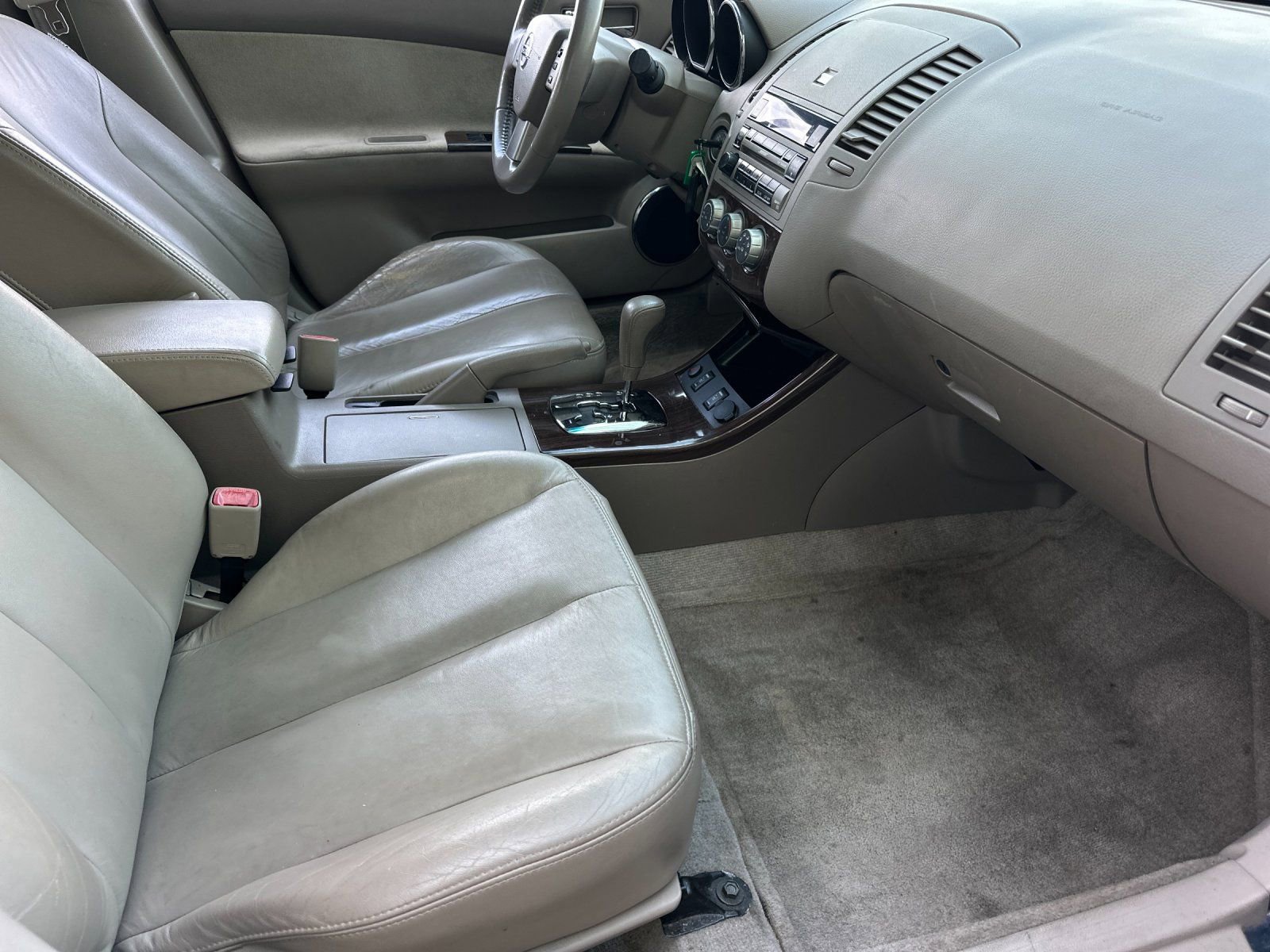 Used 2006 Nissan Altima 3.5 SE w/ (X01) Leather Pkg FWD image 13