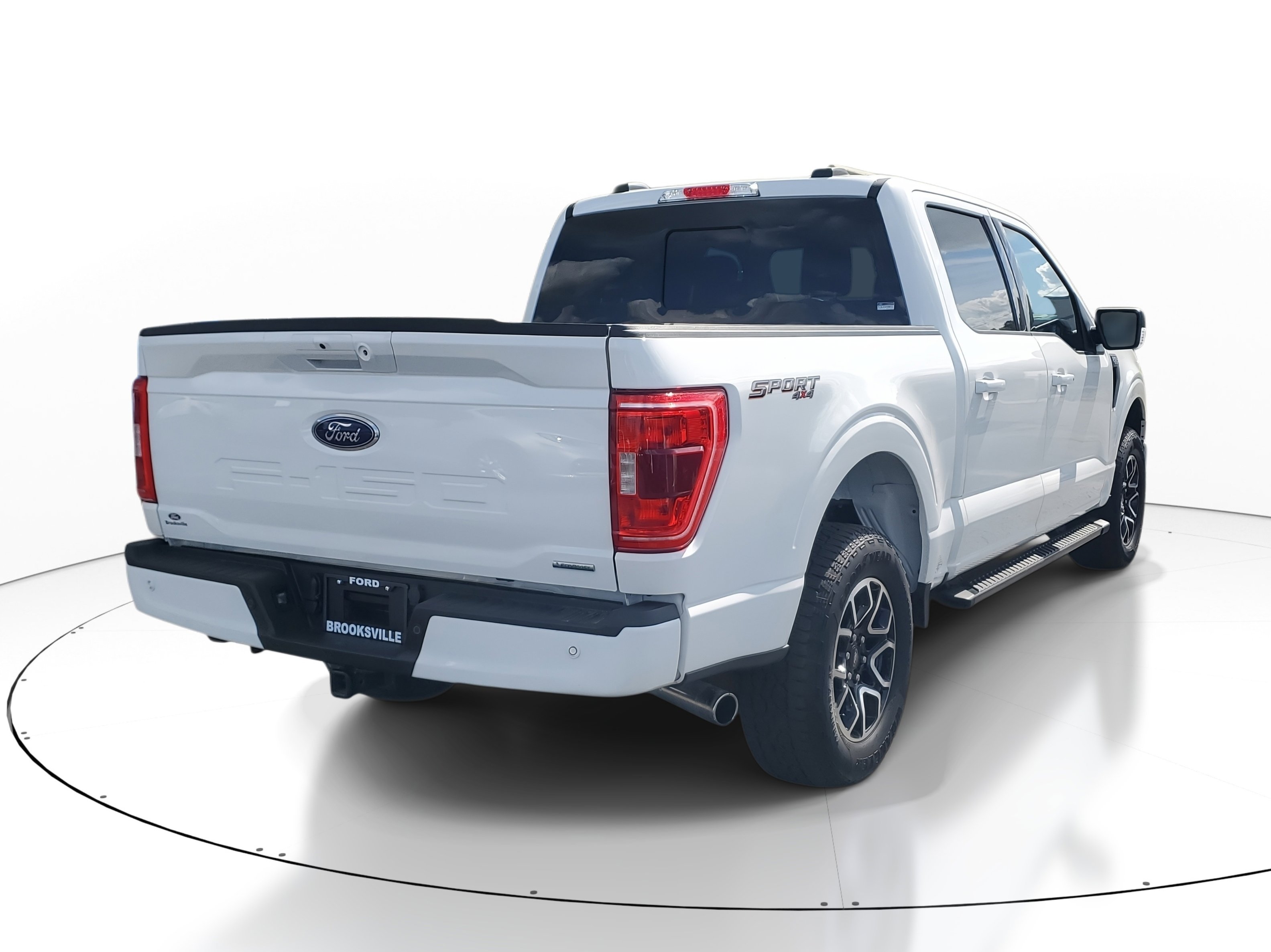 Used 2023 Ford F150 XLT w/ Equipment Group 302A High image 6