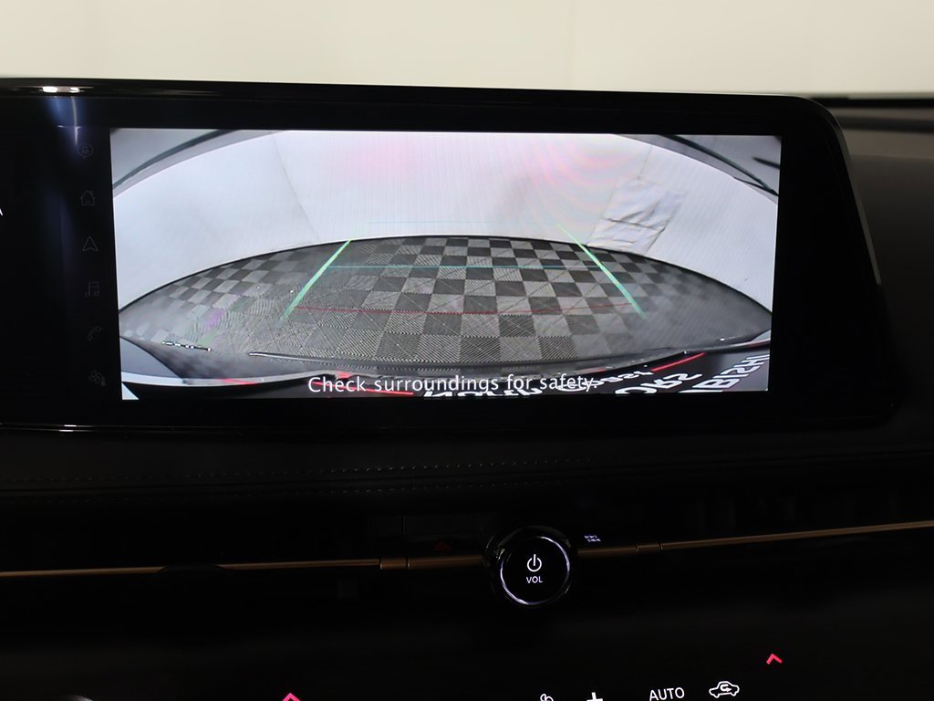 Used 2023 Nissan Ariya FWD image 40