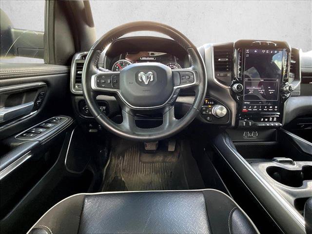 Used 2024 RAM 1500 Laramie AWD/4WD image 7