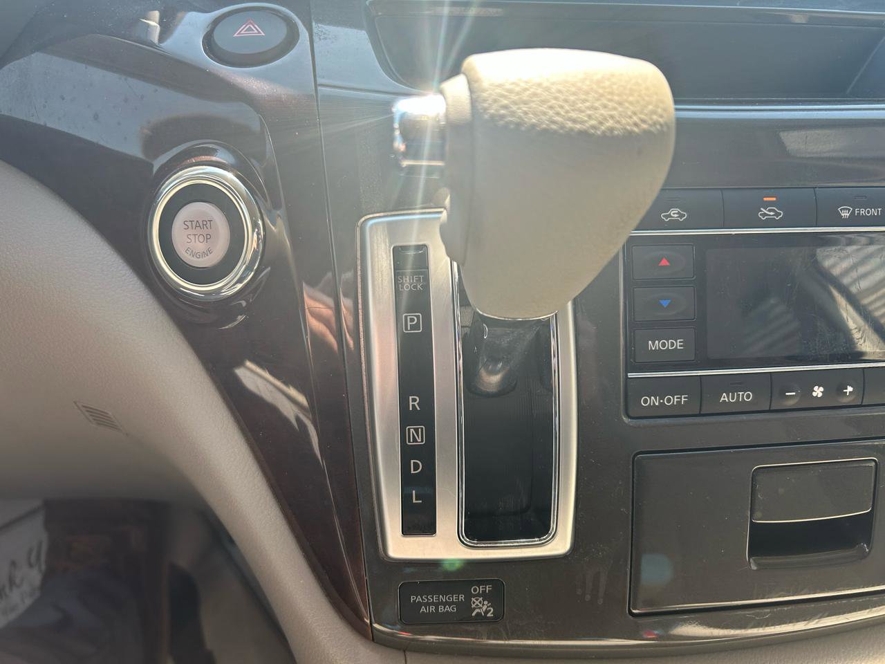 Used 2014 Nissan Quest SV image 24