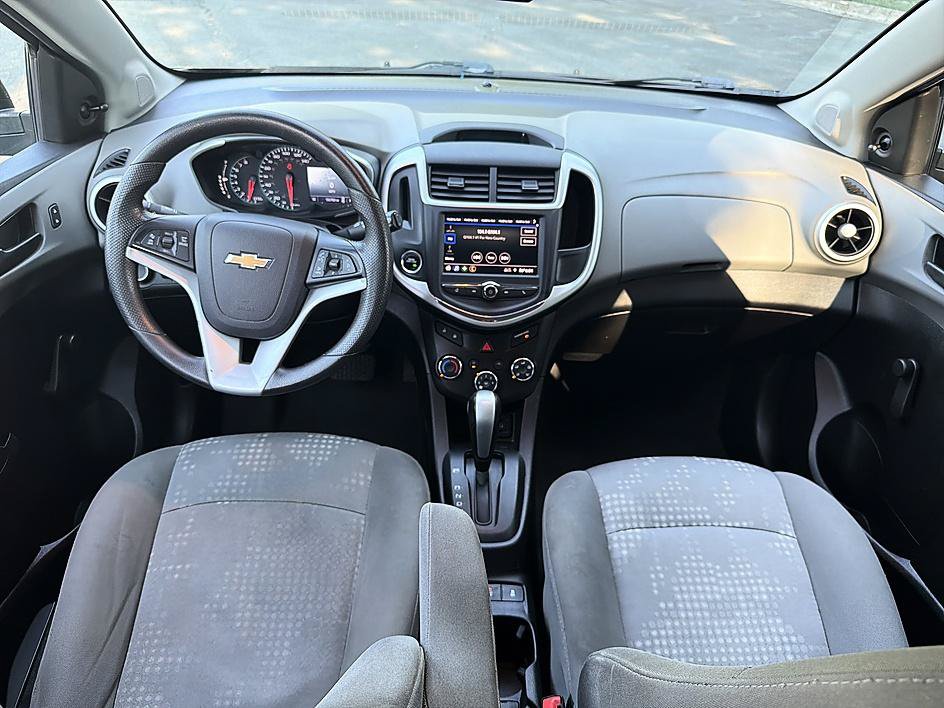 Used 2020 Chevrolet Sonic LT FWD image 17